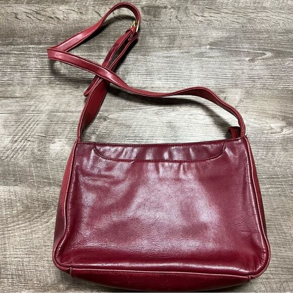 Gramercy by Stone Mountain Red Crossbody Bag Purse - Picture 1 of 12